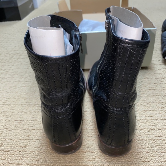 Black FRYE boots size 7.5 - Picture 4 of 5
